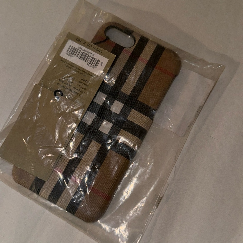 NWT Burberry iPhone 8 Case